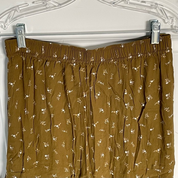 Madewell Ruffle Tiered Midi Skirt in Daisy - Picture 8 of 12